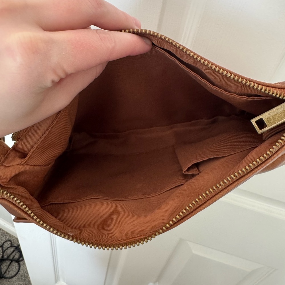 Universal Thread Tan Leather Bag - Picture 8 of 10